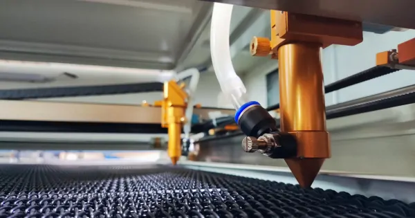 Multi-Laser Head Configuration